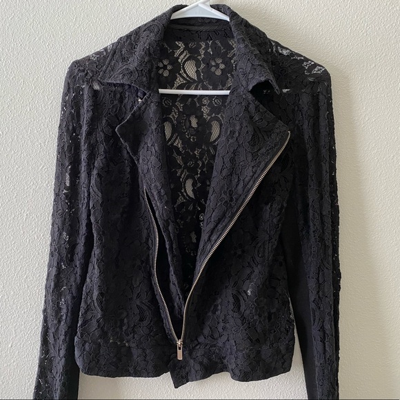 Black lace jacket - Picture 1 of 6
